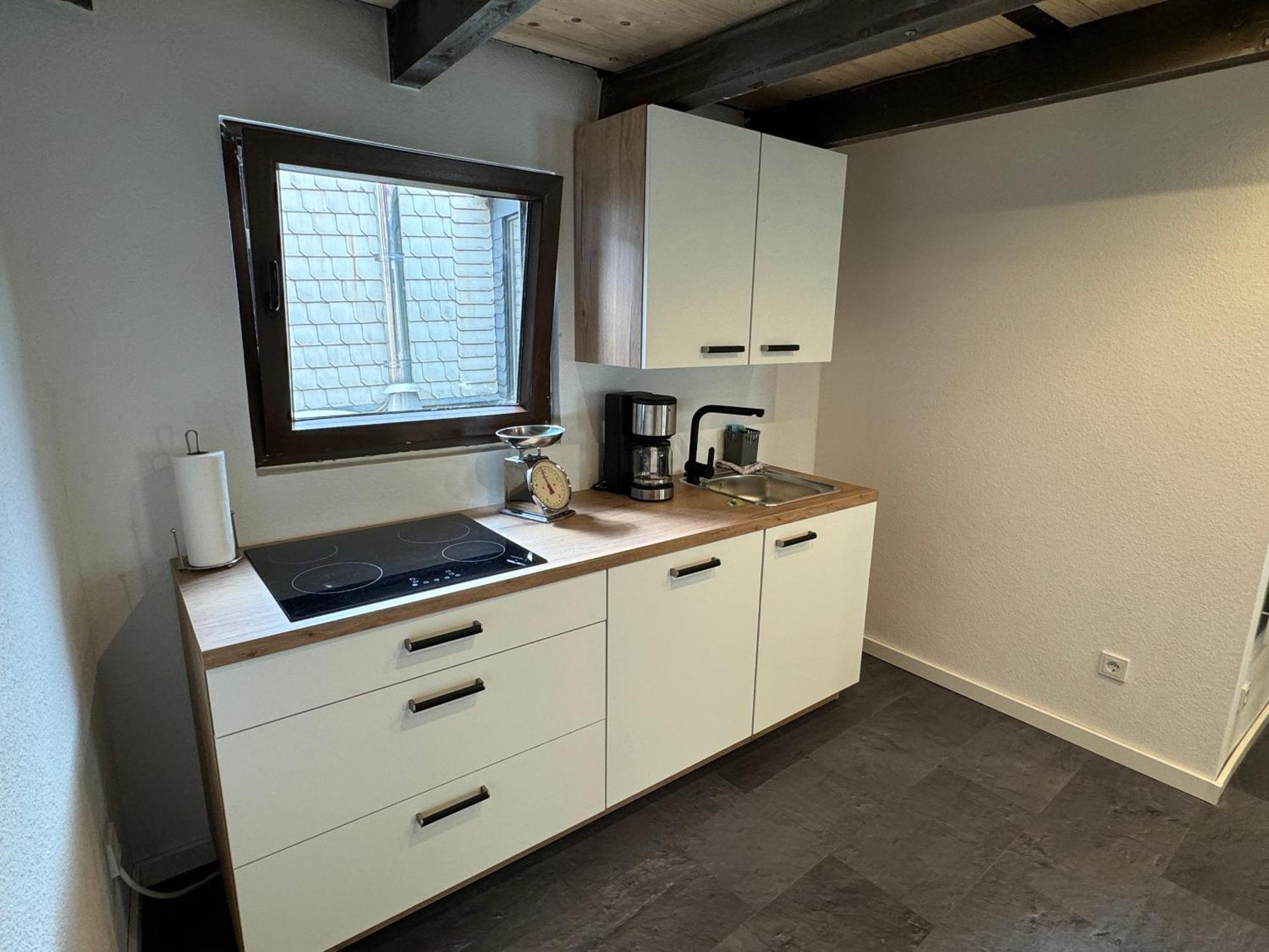 4711 Apartment *
